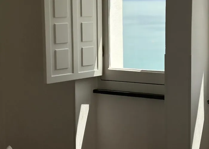 Le Finestre Veneris Portovenere
