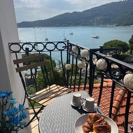 Guest house Le Finestre Veneris