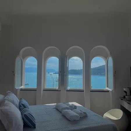 Guest house Le Finestre Veneris Porto Venere
