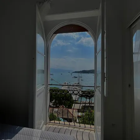 Le Finestre Veneris Porto Venere